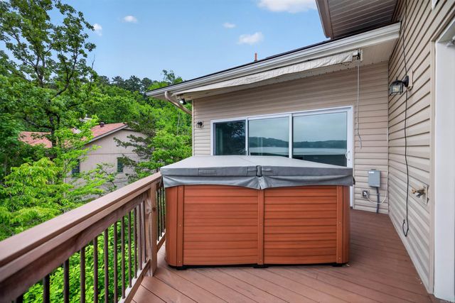 74 Salvatierra Way, Hot Springs Village, AR 71909