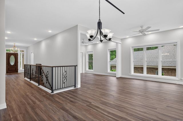 74 Salvatierra Way, Hot Springs Village, AR 71909