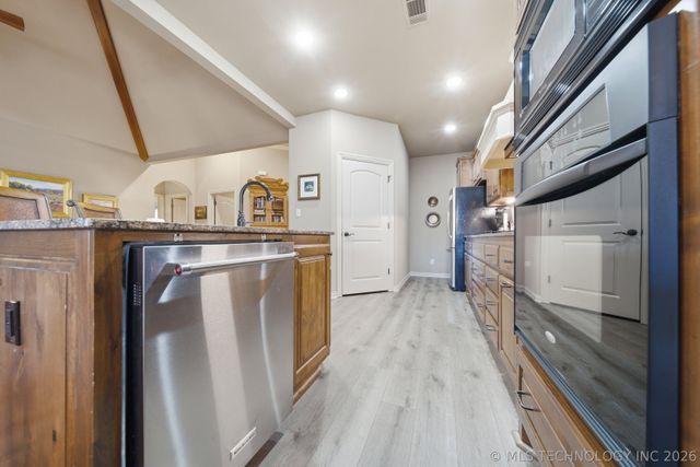 14510 S Vandalia Avenue, Bixby, OK 74008