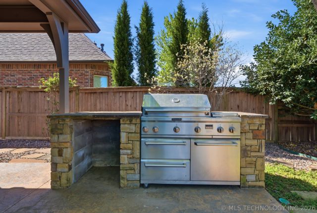 14510 S Vandalia Avenue, Bixby, OK 74008