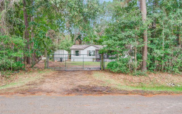 796 County Road 373, Splendora, TX 77372