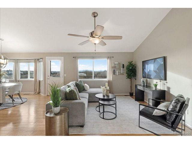 19423 E Tufts Cir, Centennial, CO 80015