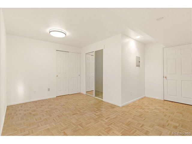 19423 E Tufts Cir, Centennial, CO 80015