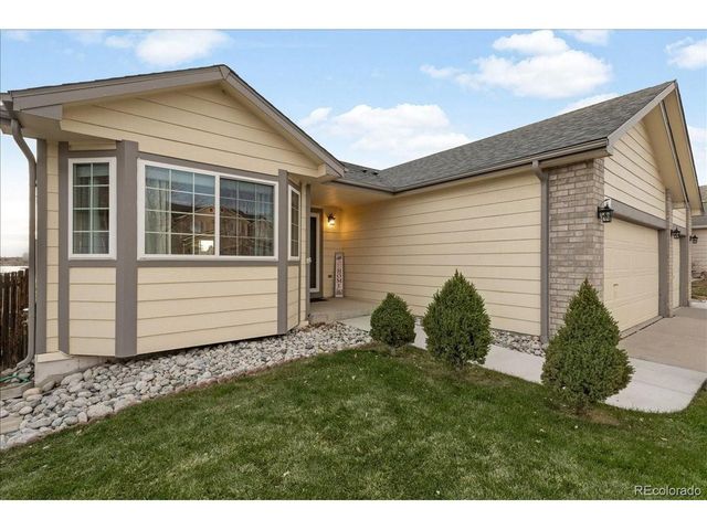 19423 E Tufts Cir, Centennial, CO 80015