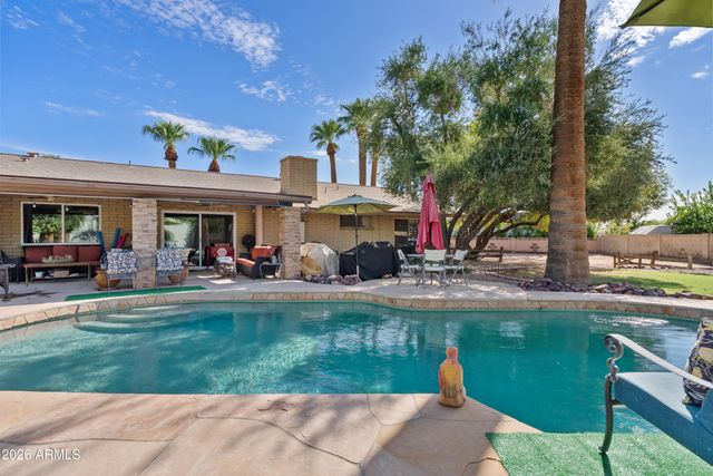 325 W ALEGRE Drive, Litchfield Park, AZ 85340