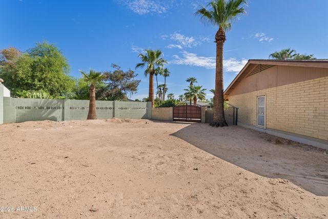 325 W ALEGRE Drive, Litchfield Park, AZ 85340