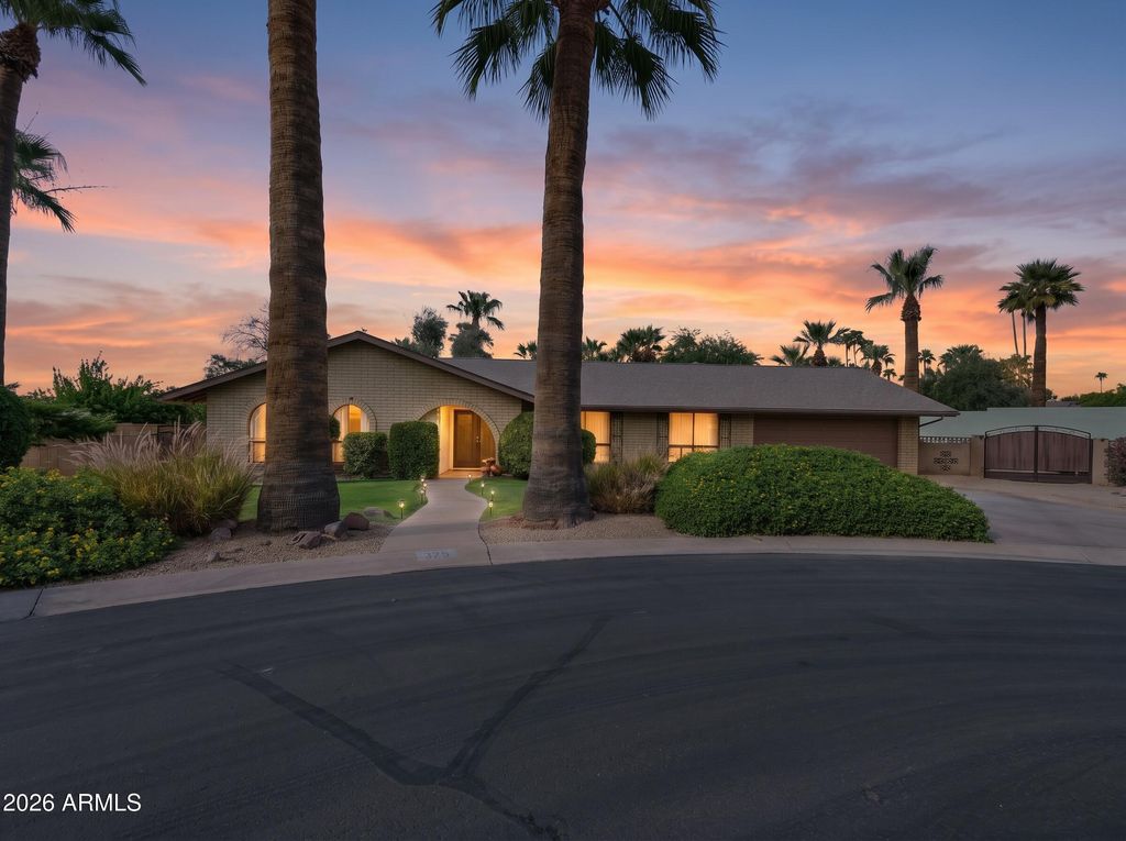 325 W ALEGRE Drive, Litchfield Park, AZ 85340 — exterior