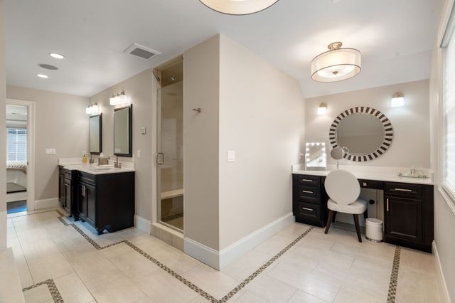 25 Arch St, Needham, MA 02492