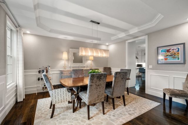 25 Arch St, Needham, MA 02492