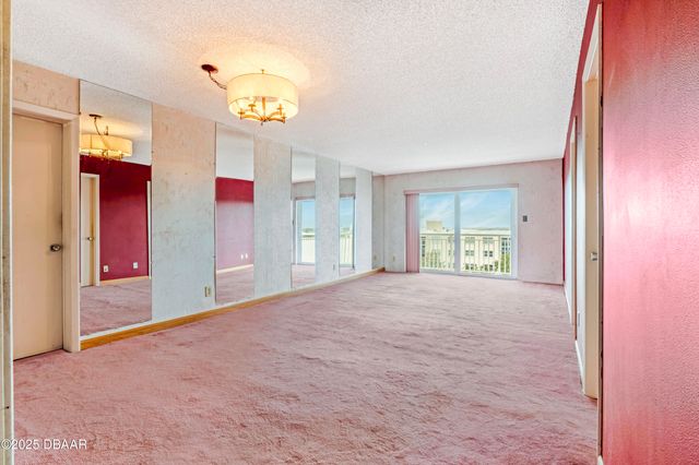 100 Silver Beach Ave Apt 816, Daytona Beach, FL 32118