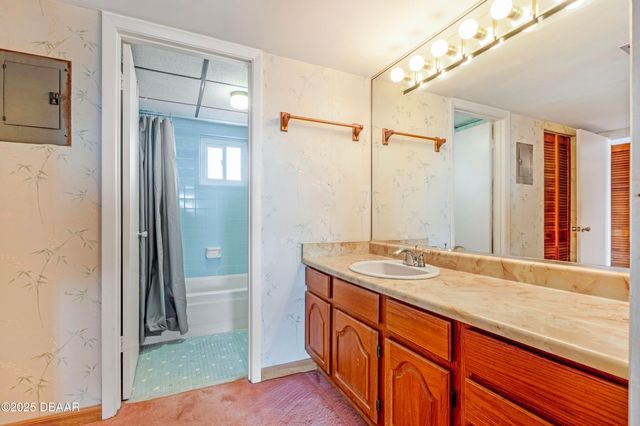 100 Silver Beach Ave Apt 816, Daytona Beach, FL 32118