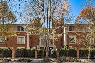 1185 Broadway E #1, Seattle, WA 98102