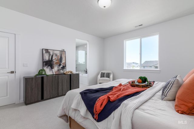 8426 S Wavecrest Ave, Kuna, ID 83634