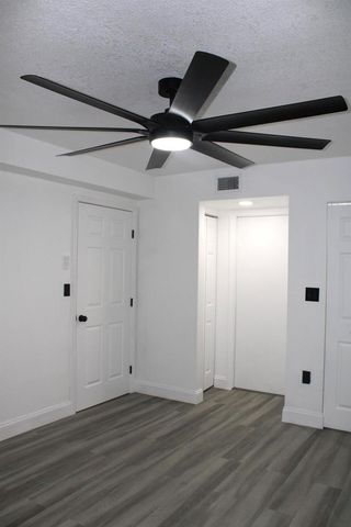2820 N Oakland Forest Drive N 106, Oakland Park, FL 33309