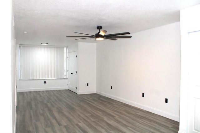 2820 N Oakland Forest Drive N 106, Oakland Park, FL 33309