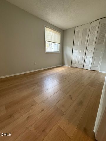 7721 Kingsberry Court, Raleigh, NC 27615