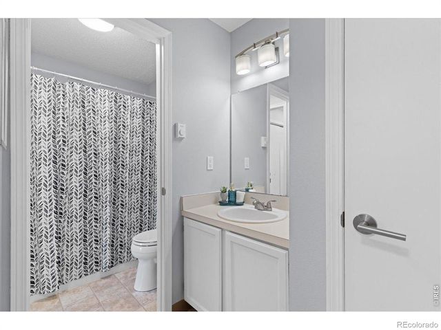 1201 W Swallow Road 123, Fort Collins, CO 80526