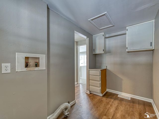 370 S Monroe Road, Blissfield, MI 49228