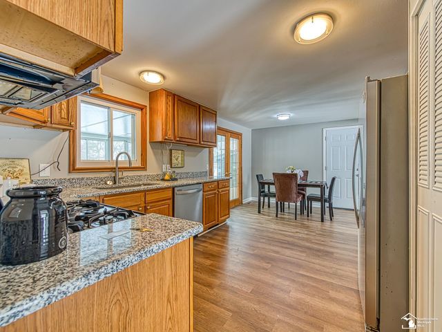 370 S Monroe Road, Blissfield, MI 49228