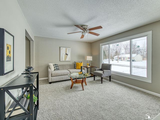 370 S Monroe Road, Blissfield, MI 49228