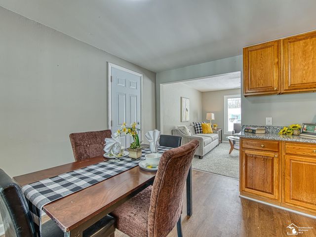 370 S Monroe Road, Blissfield, MI 49228