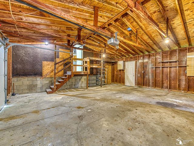 370 S Monroe Road, Blissfield, MI 49228