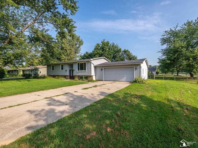 370 S Monroe Road, Blissfield, MI 49228