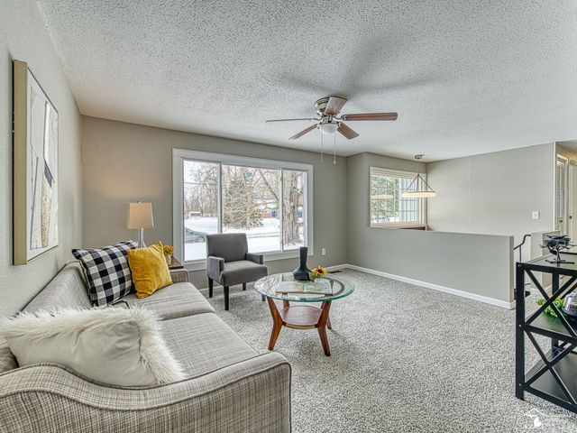 370 S Monroe Road, Blissfield, MI 49228