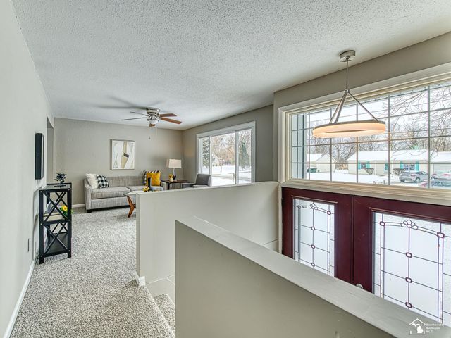 370 S Monroe Road, Blissfield, MI 49228