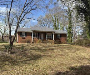 149 Coldstream Drive, Boiling Springs, SC 29316