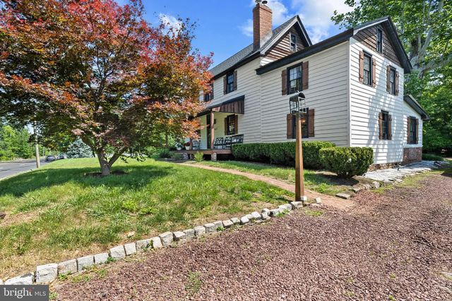 1037 S CHURCH ST, Mount Laurel, NJ 08054