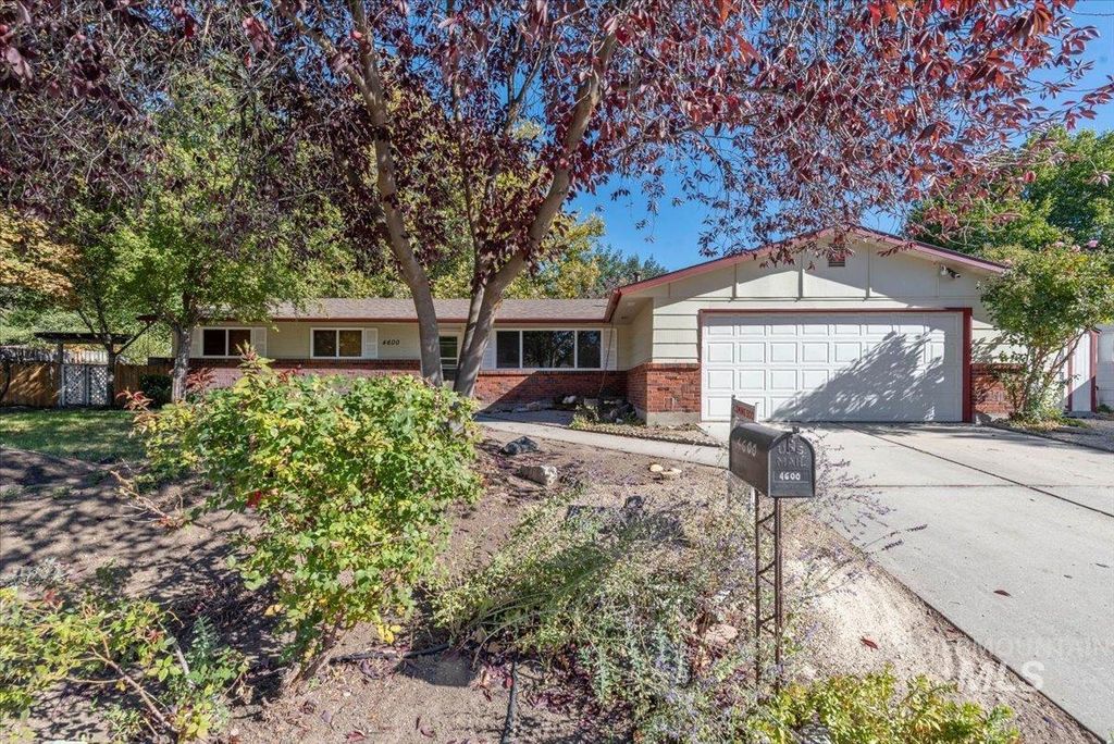 4600 N Greer, Boise, ID 83703 photo 2