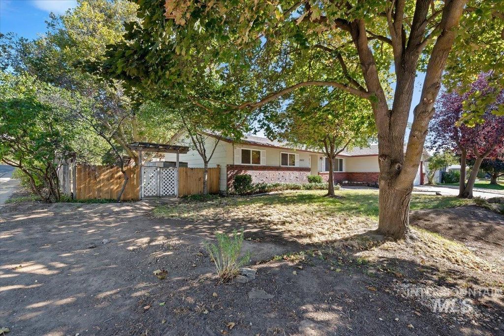 4600 N Greer, Boise, ID 83703 photo 5