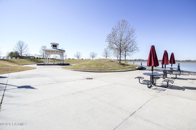 805 Broyles Street 401, Youngsville, LA 70592