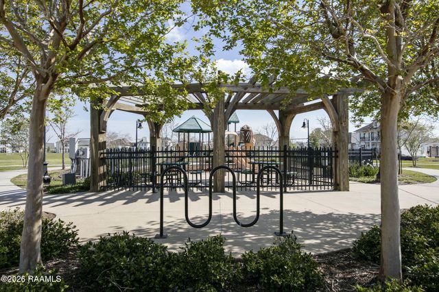 805 Broyles Street 401, Youngsville, LA 70592