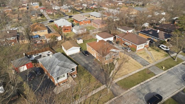 17218 HILLSIDE Avenue, Hazel Crest, IL 60429