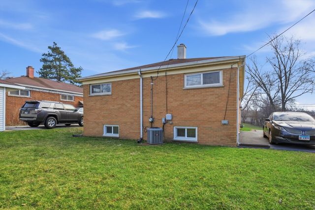 17218 HILLSIDE Avenue, Hazel Crest, IL 60429