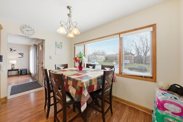 17218 HILLSIDE Avenue, Hazel Crest, IL 60429