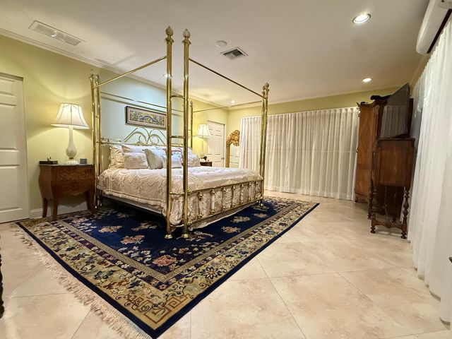 716 Middle River Drive, Fort Lauderdale, FL 33304