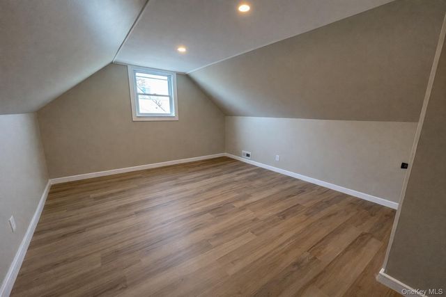 109 N Greene Avenue, Lindenhurst, NY 11757