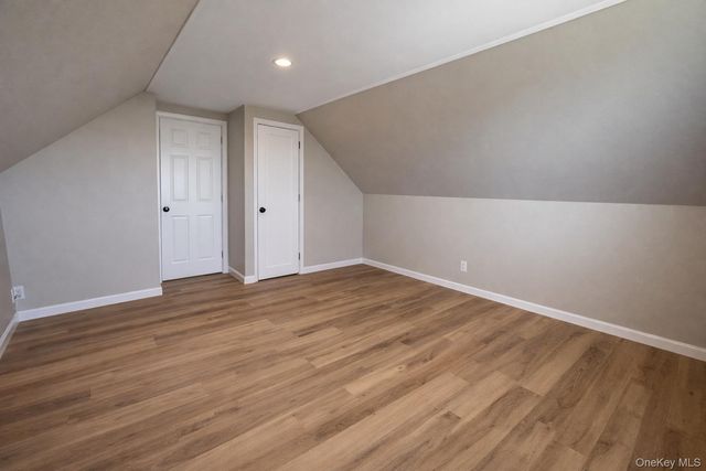 109 N Greene Avenue, Lindenhurst, NY 11757