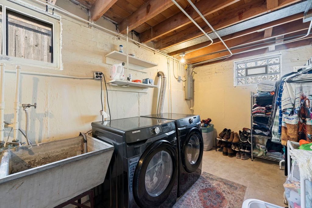 Image 21 of property listing at 3539 Sunset Lane, Franklin Park, IL 60131