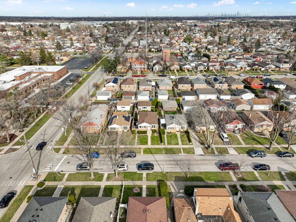 Image 27 of property listing at 3539 Sunset Lane, Franklin Park, IL 60131