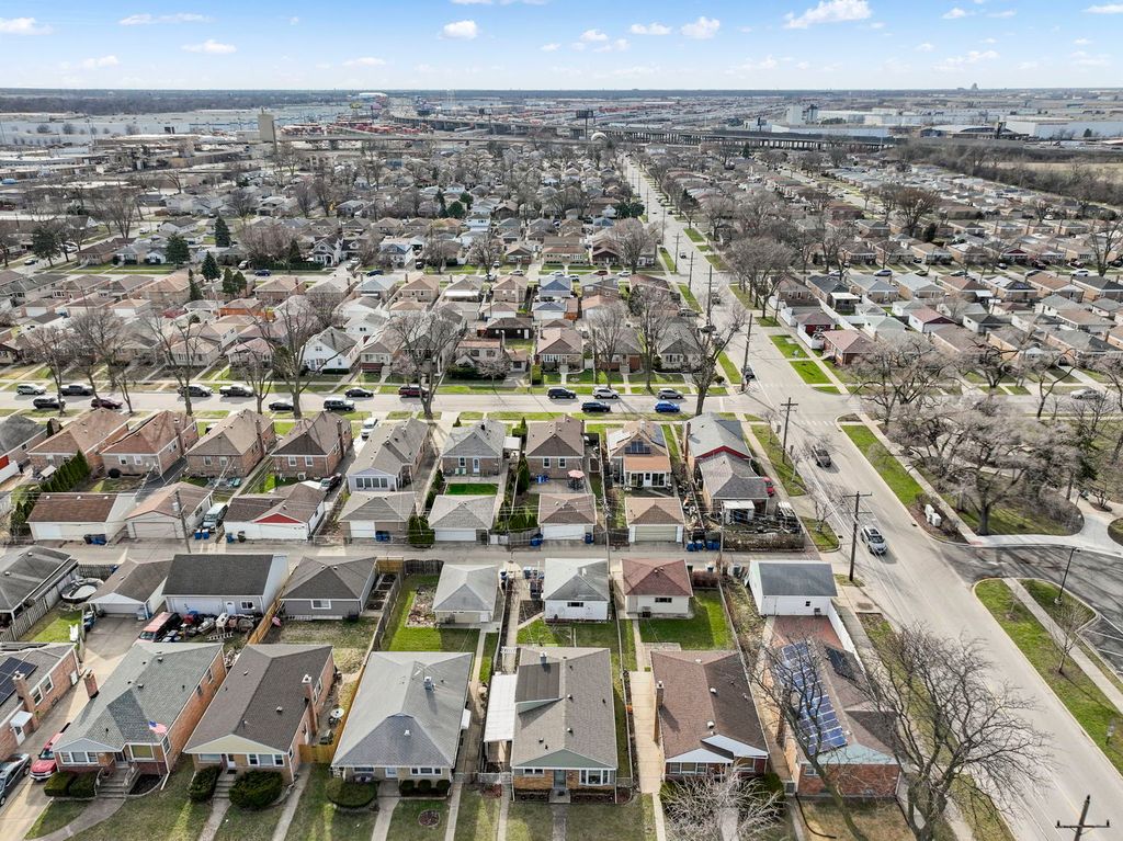 Image 30 of property listing at 3539 Sunset Lane, Franklin Park, IL 60131