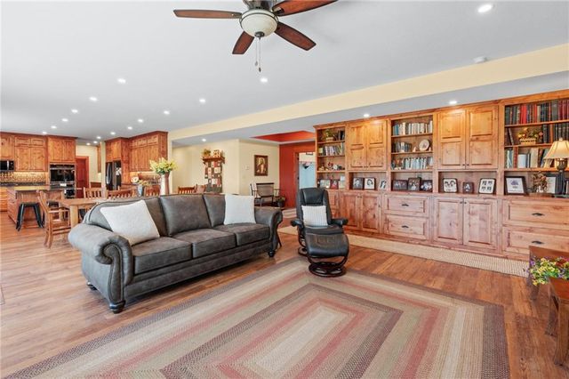 22681 State Hwy 13 Highway, Gallatin, MO 64640