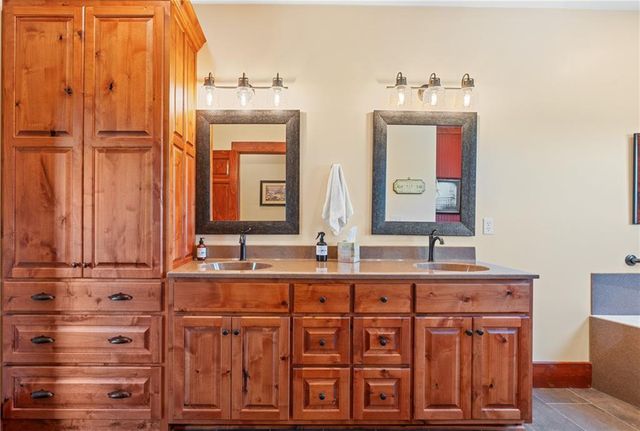 22681 State Hwy 13 Highway, Gallatin, MO 64640