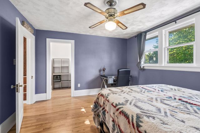 1003 Avon Street N, Saint Paul, MN 55103