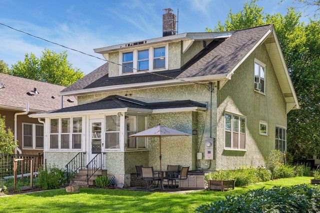 1003 Avon Street N, Saint Paul, MN 55103