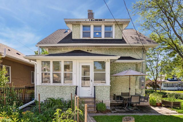 1003 Avon Street N, Saint Paul, MN 55103