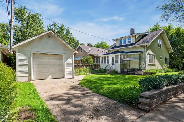 1003 Avon Street N, Saint Paul, MN 55103